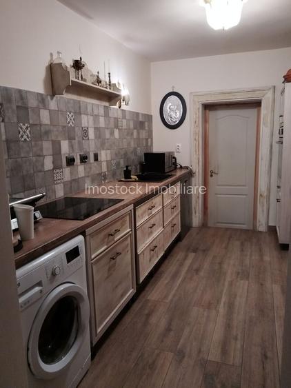 Casă -zona Liviu Rebreanu - 9