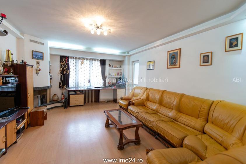 Unirii-Nerva Traian-Apartament 3 Camere bloc 2000 - 2