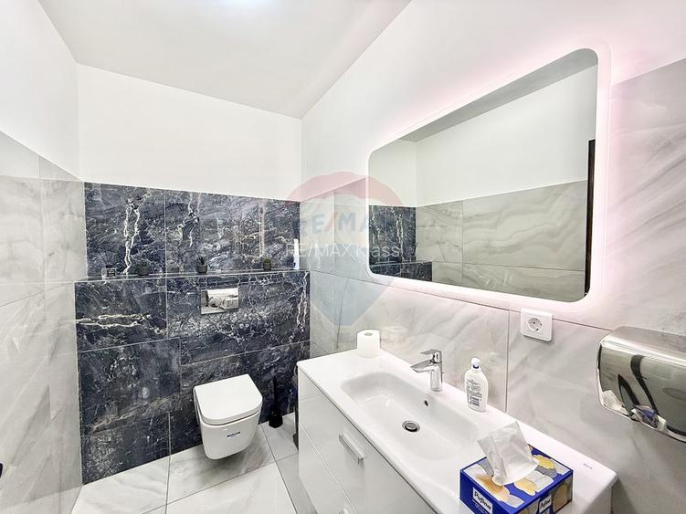 De vanzare | Spatiu comercial birouri compartimentat | Pta Victoriei - 8