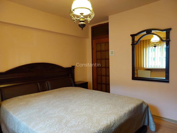 Închiriez apartament 2 camere, Ploiești, Piața Mihai Viteazul - 5