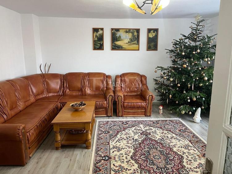 Vanzare casă cu 6 camere,  zona Someseni, central. Ideal familie. - 2