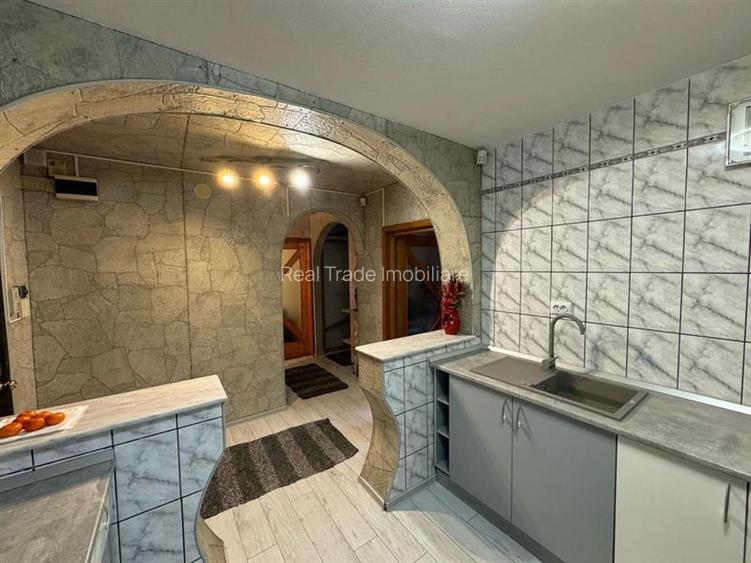 Apartament 3 camere decomandat etajul 1 Noua - 3