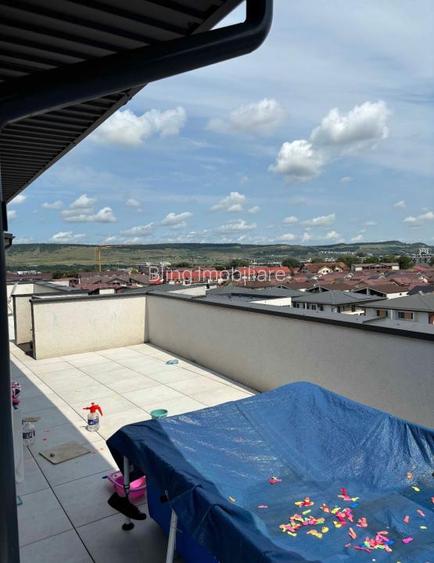 Apartament cu 3 camere semidecomandat în Florești - 8