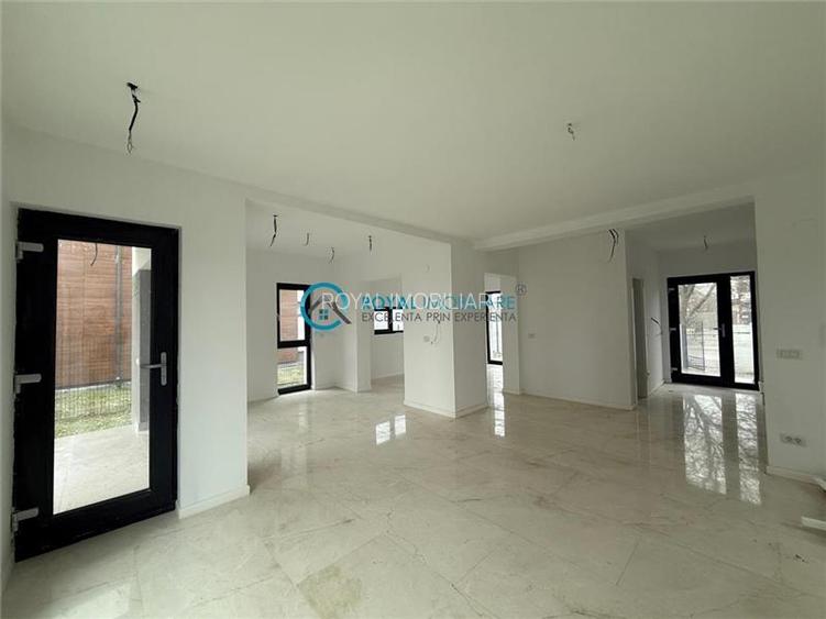 Royal Imobiliare - Vanzare Vila de lux zona Paulesti - 2