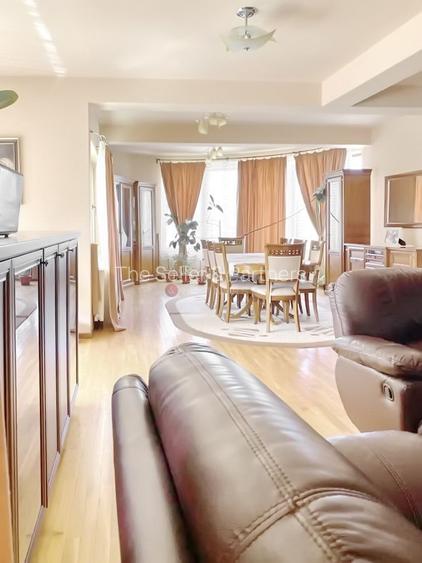 Suprafata Generoasa de teren - 8