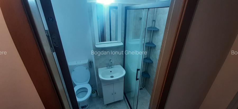 Închiriez apartament cu două camere nedecomandat.  - 9