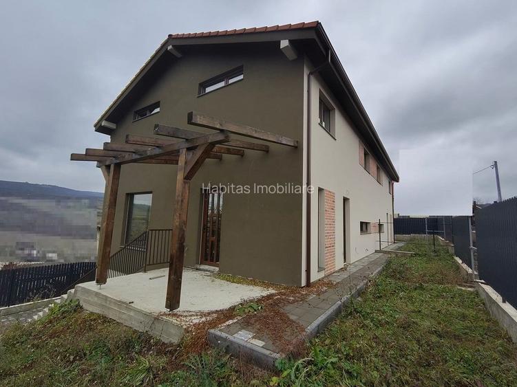 Casa noua, tip duplex, D+P+M,  garaj dublu, zona Iris - 2