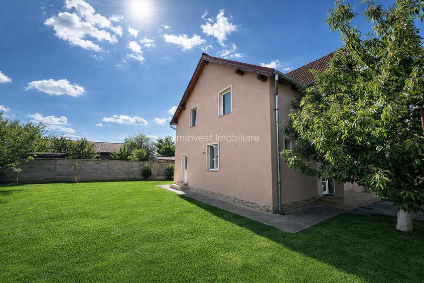 Casa cu  4 dormitoare de vanzare in Santandrei zona strazii Magnoliei 160mp - 2