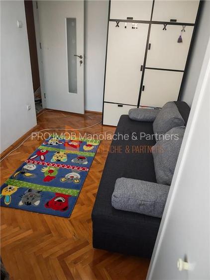 Apartament 3 camere cf 1 semidecomandat in zona Crang - 9