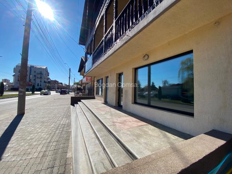 De inchiriat Spatiu Comercial Targoviste  - 2