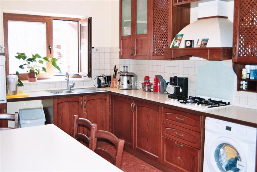 VILA TIP DUPLEX   PROXIMITATE JOLIE VILLE   STRADAL - 11