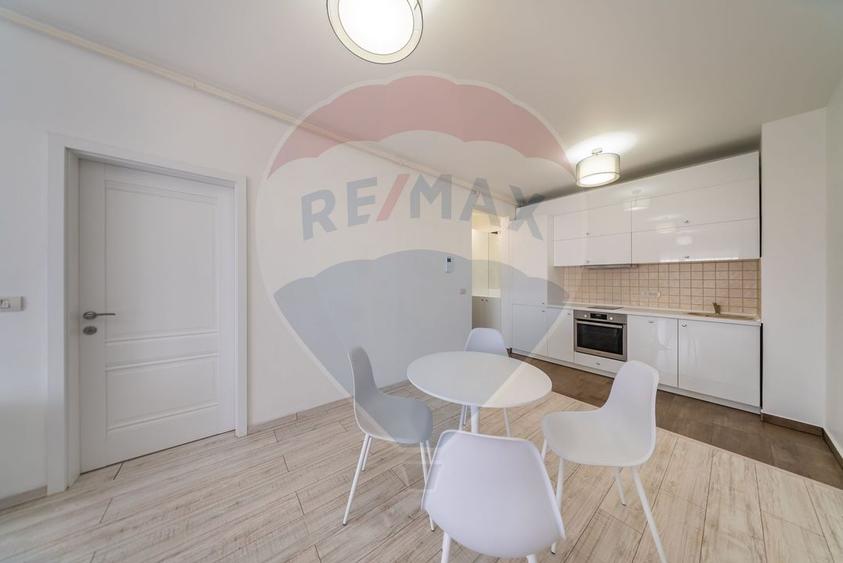 Apartament de închiriat modern la Adora Park, strada Cocorilor