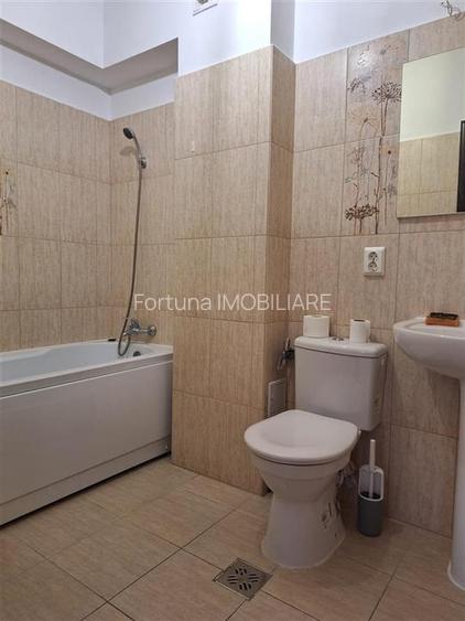 Apartament 2 camere, zona Tractorul - 6