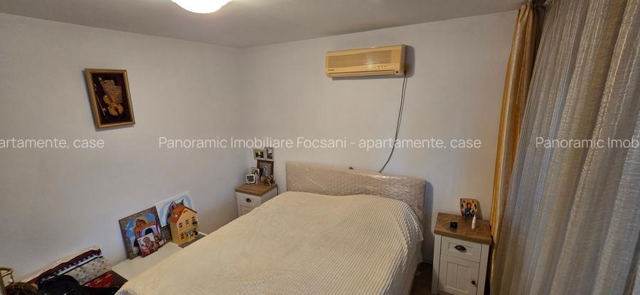 3 camere de vanzare Focsani, ultracentral - 4