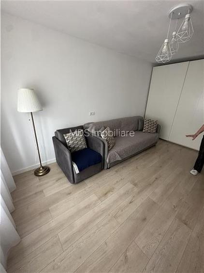 Etaj 1 bloc izolat Aradului tot nou - 2