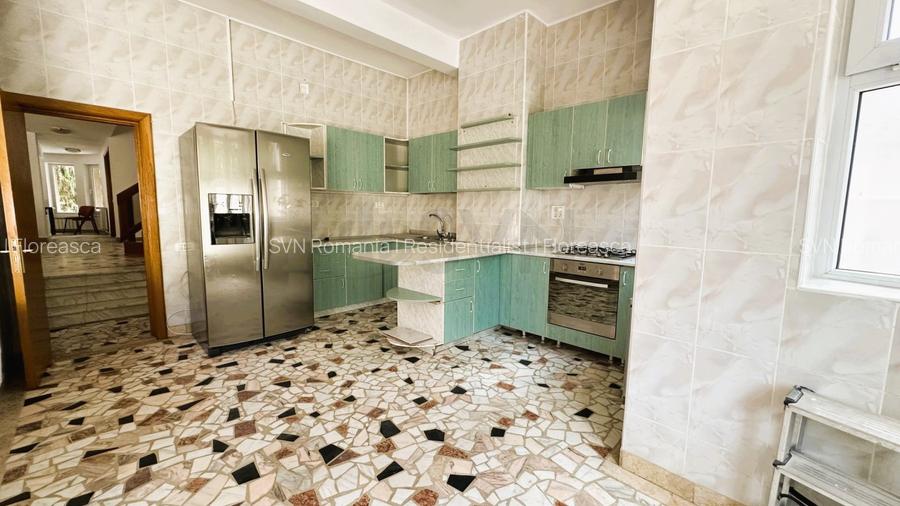 REV2000817 Vila l Domenii l Parcul Copilului - 15