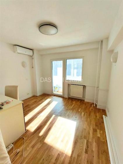 Apartament 4 camere | Ultracentral - Bd. Magheru, Balcescu | Bloc 1983 - 5