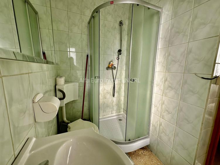 Garsoniera de inchiriat in centrul orasului - 6