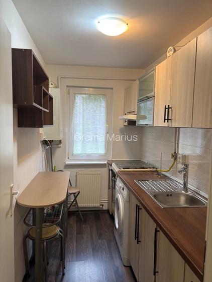 Vând apartament cu 2 camere în cartier Simeria  - 4