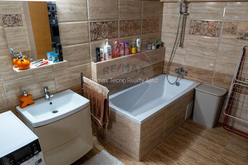 Casă / Vilă de vanzare, Hunedoara - 16