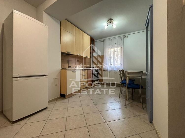 Apartament 3 camere, Decomandat, zona Lipovei - 3