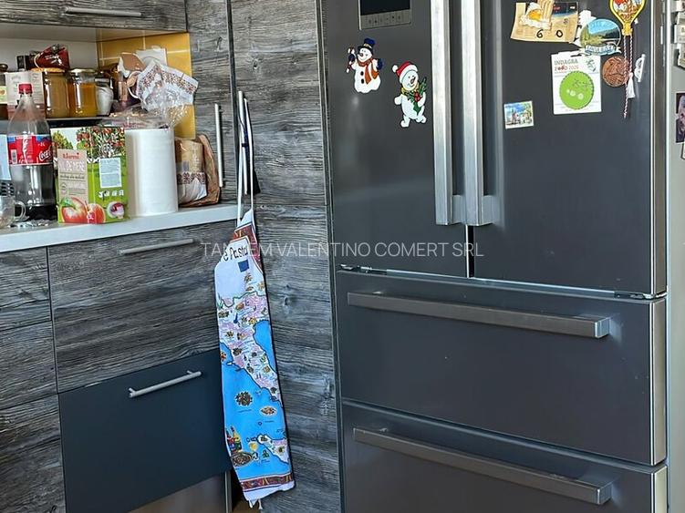 Crangasi , 2 minute metrou - 7