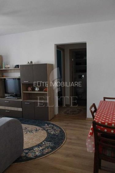 Apartament 2 camere în zona STRAZII GARBAU - 3