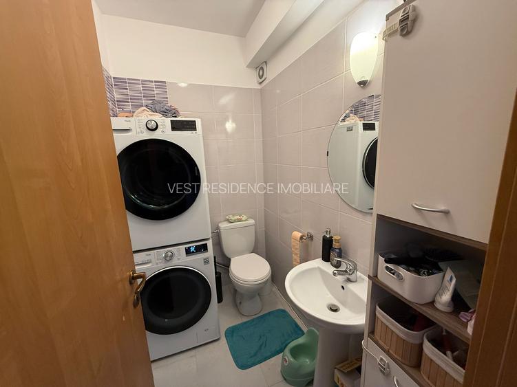 Apartament cu 3 camere si doua bai. Comision 0 - 9