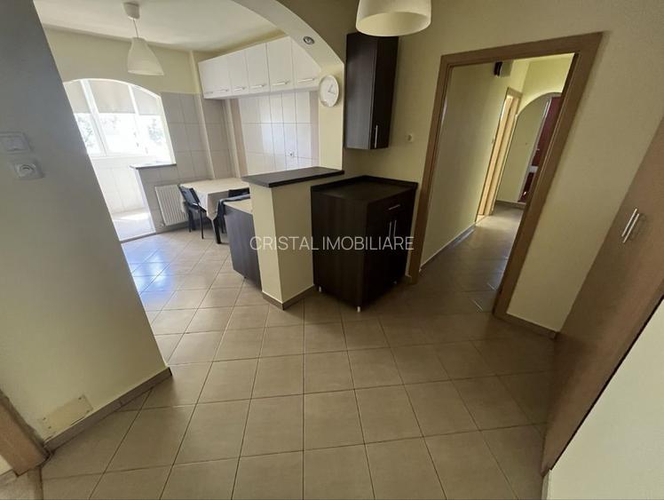 Închiriere Apartament cu 3 camere Titan, 2 bai, renovat, AC, 10 min metrou - 8