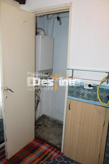 Apartament 3 camere decomandat de 61 mp 2 băi la parter cartier Favorit - Roman - 5