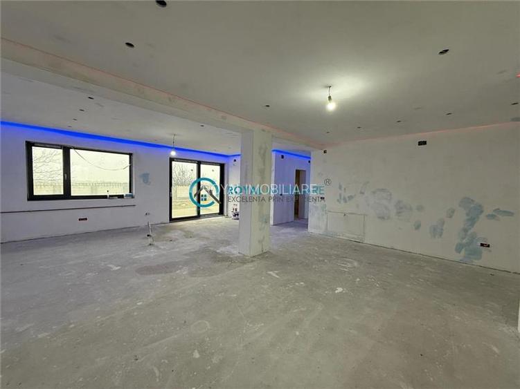 Royal Imobiliare - Vanzare vila in zona Strejnicu - 4