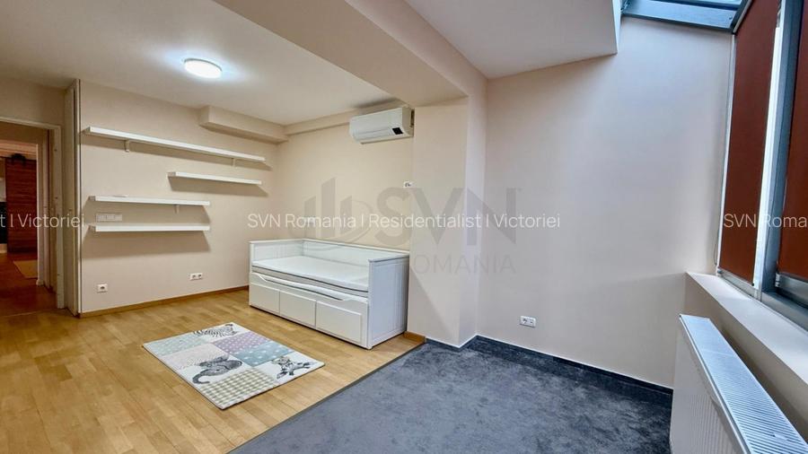 REA1027216 Penthouse Green Lake - 8