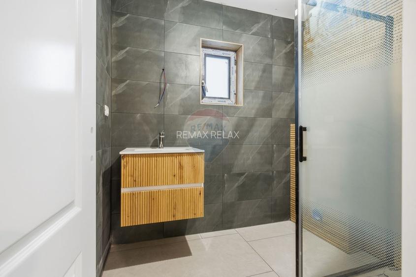 Casă Nouă de Vânzare, 3 camere, 400mp Teren, Tomești-Iași Comision 0% - 6