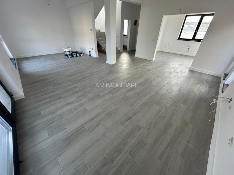 CASA SINGULARA, TOATE UTILITATILE, 4 CAMERE, TEREN 400 MP, COMISION 0% - 3