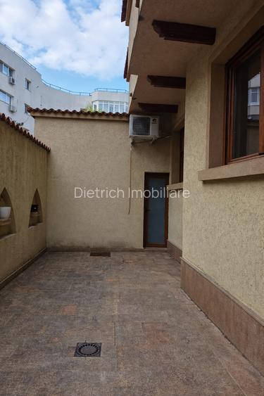 Vilă 9 camere | Dorobanți  | 350 mp utili | terasă 40 mp | - 12