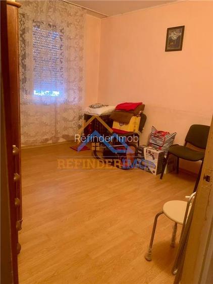 Apartament de vanzare cu 2 camere, zona Ozana - 3