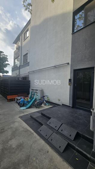 Amurgului La Strada apartament 2 camere tip studio cu gradina. - 11