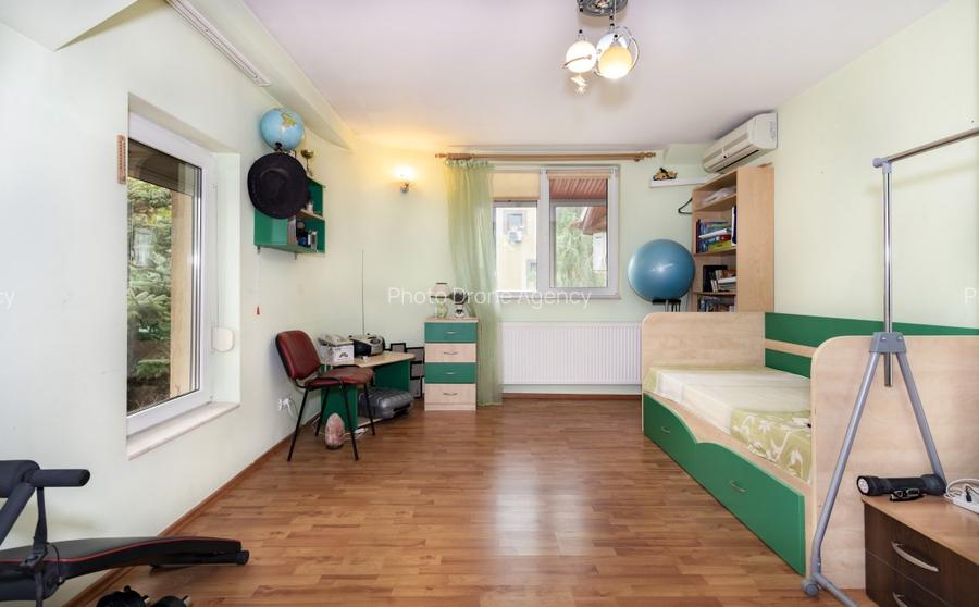 Vilă de Vânzare Drumul Taberei Stradă Exclusivistă Acces Securizat T=627mp D=30m - 33