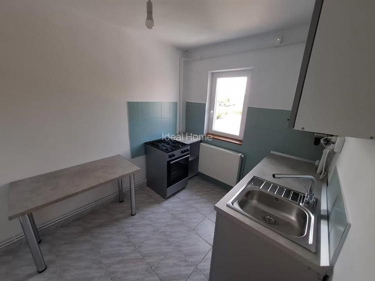 1 CAMERA DECOMANDAT - MOBILAT SI UTILAT - ZONA GARA - 4