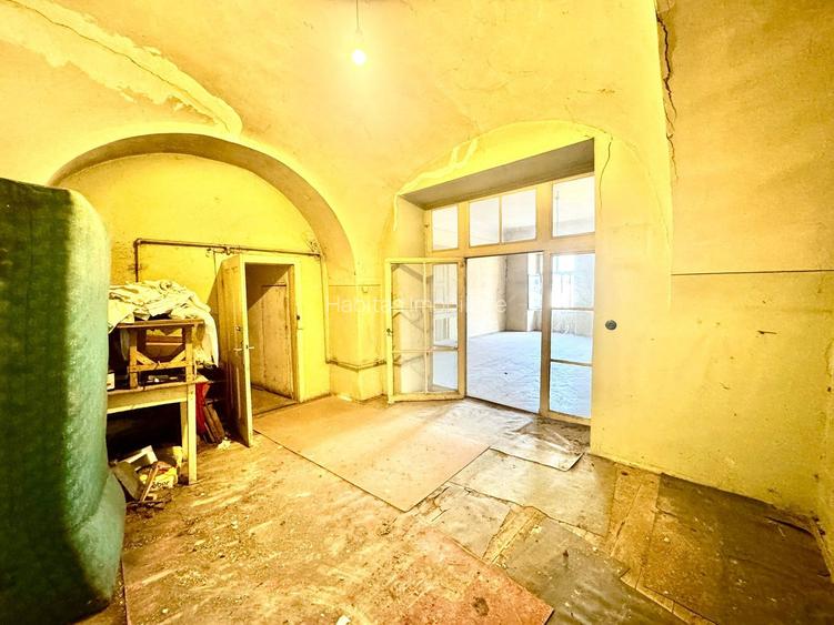 Apartament 2 camere 69mp/parcare  - cladire an 1654 - Centru istoric - 6