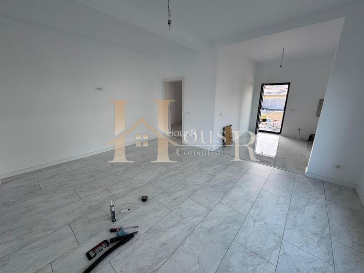 La 5 minute de 4 benzi.Toate Utilitatile.Teren 340 mp - 5