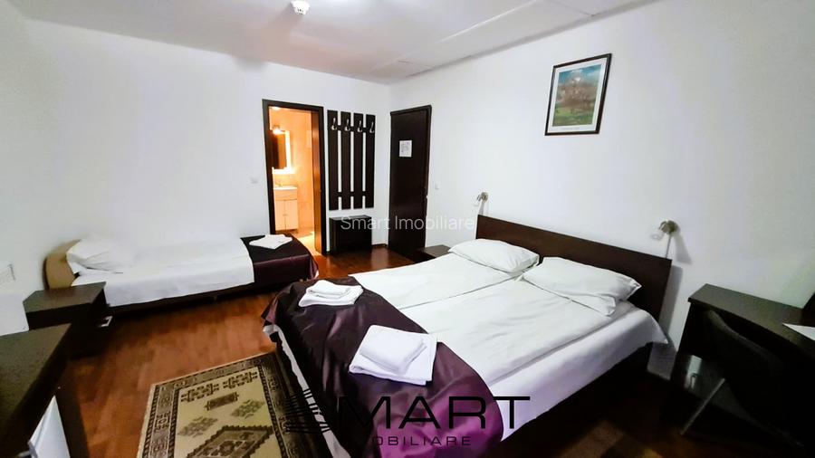 Pensiune cu 67 locuri de cazare, zona Curmatura - 11