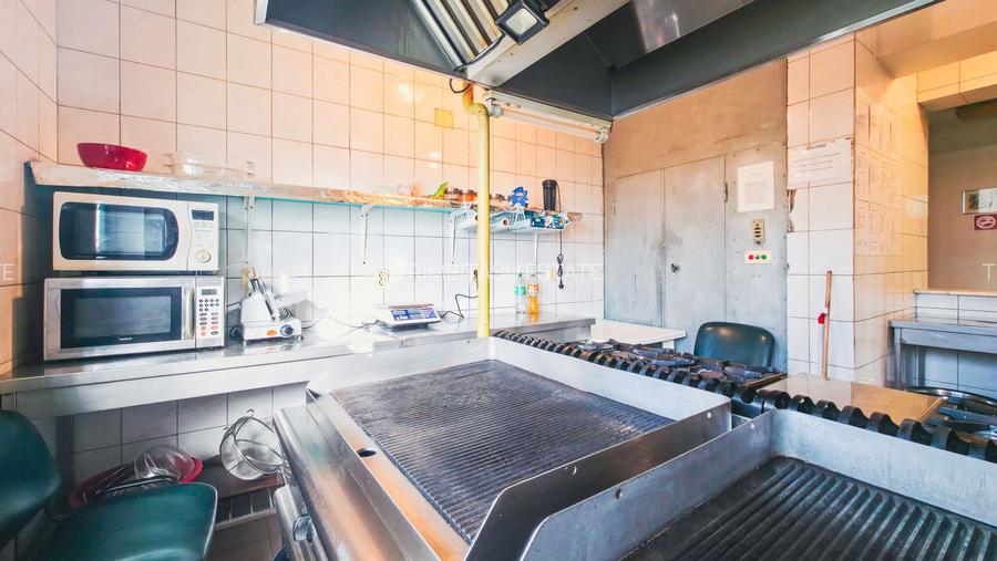 De vânzare – Proprietate comercială tip Restaurant & Salon Evenimente - 28