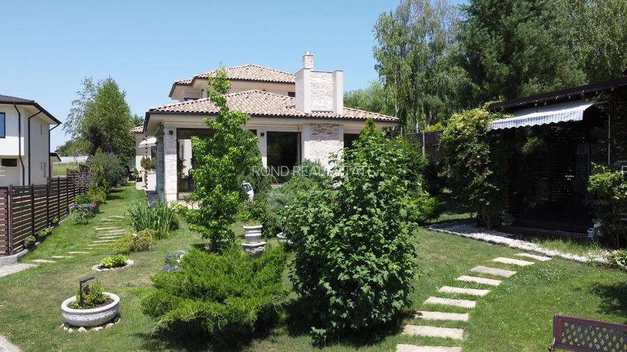 Imobil  de lux pe malul lacului cu ponton, complet mobilat si utilat - 6