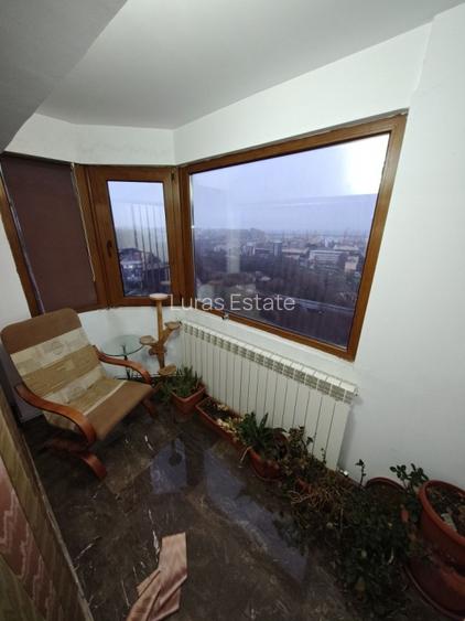 Apartament cu 2 camere de vânzare – zona Gara | Vedere superbă spre mare - 3