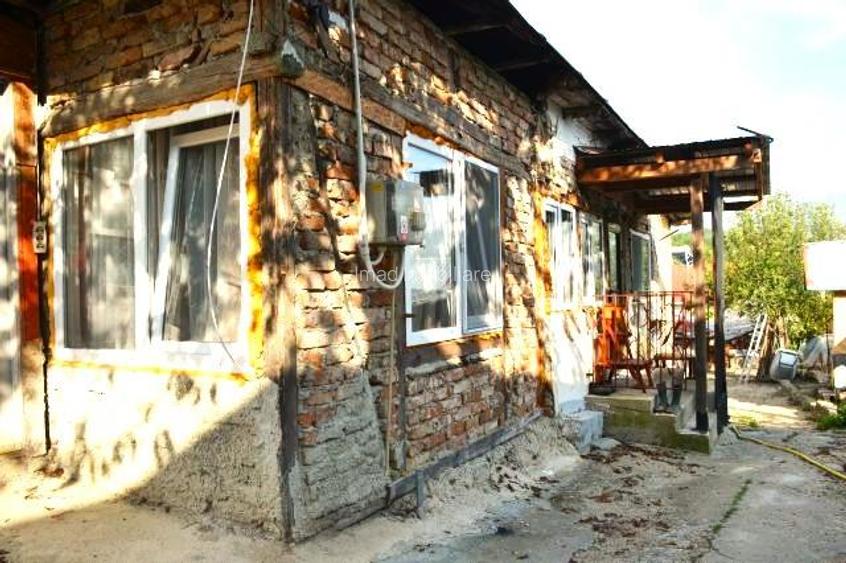 Vanzare Casa batraneasca in Targoviste - Exterior nord, Laculete. - 8