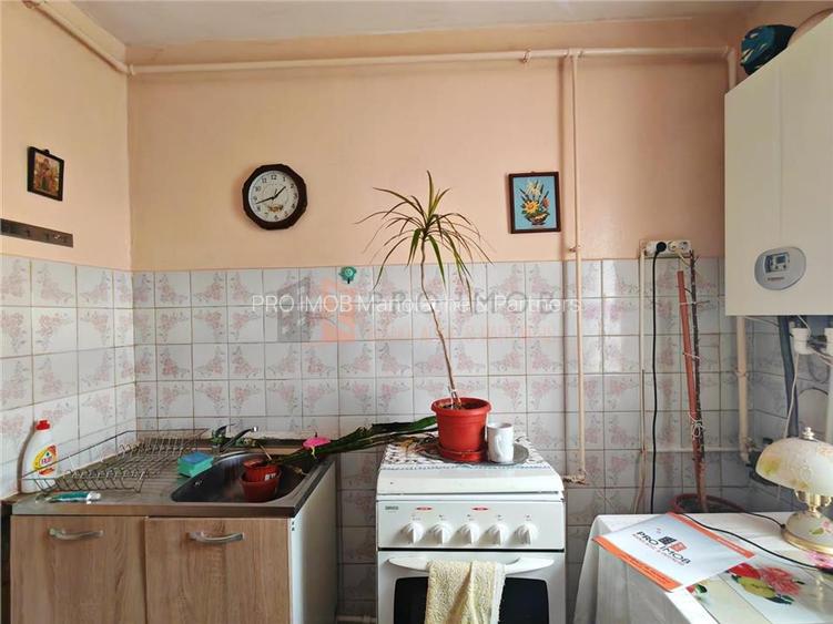 Apartament 2 camere cf 1 decomandat zona Micro 5 - 4