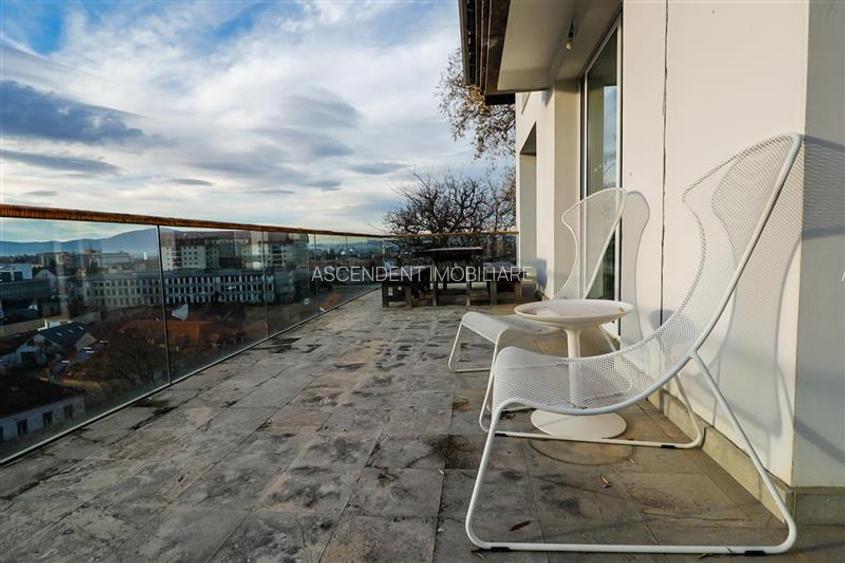 Proprietate iconica,panorama 360,teren 1.600 mp,originalitate volumetrica,Centra - 12