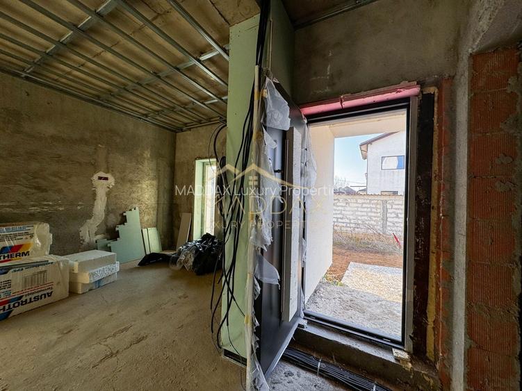 Vila de vanzare 6 camere***Mogosoaia - 28