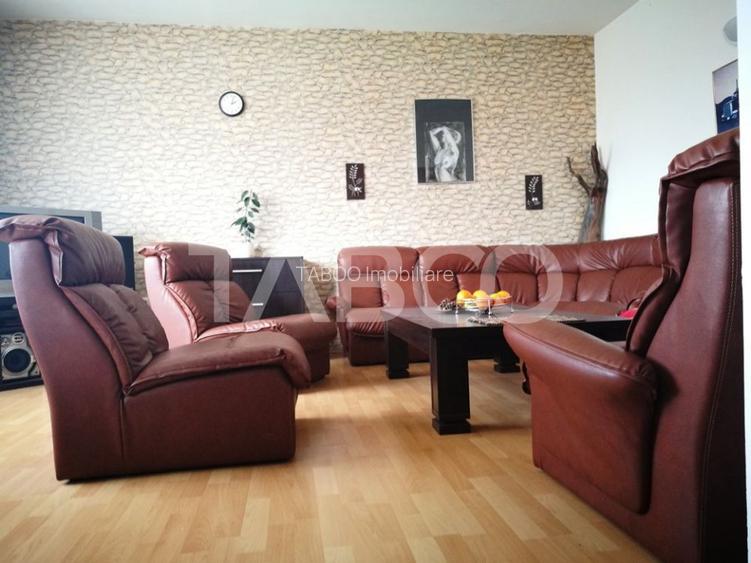 Apartament 2 camere de vanzare decomandat 62 mp zona Siretului Sibiu - 2